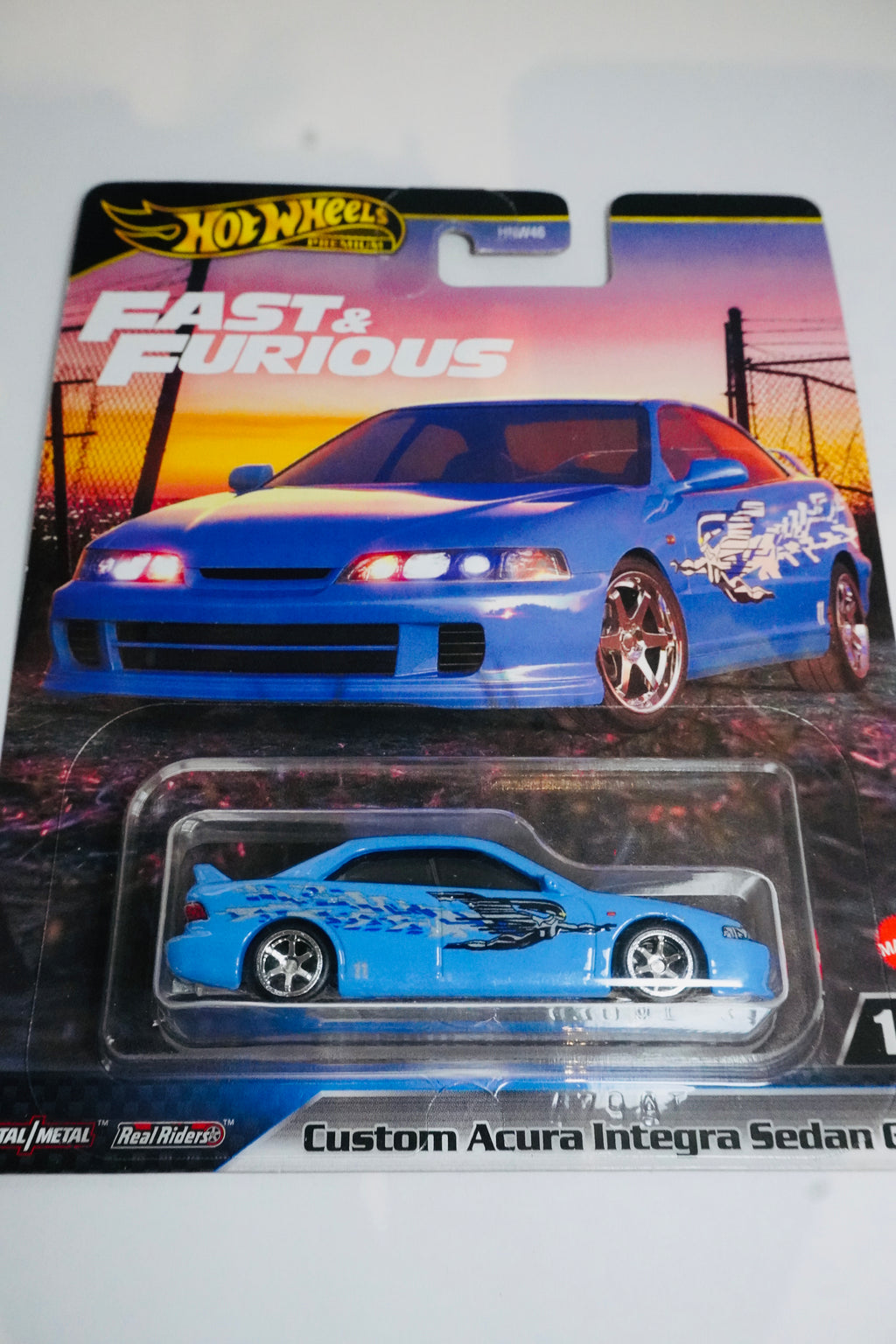 Hot Wheels Premium Custom Acura Integra Sedan GSR – 1 of 5