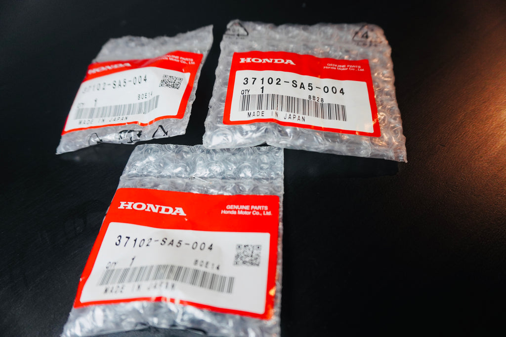 Genuine Honda Bulb Socket Assembly – 14V 3.4W Part Number: 37102-SA5-004(type r)