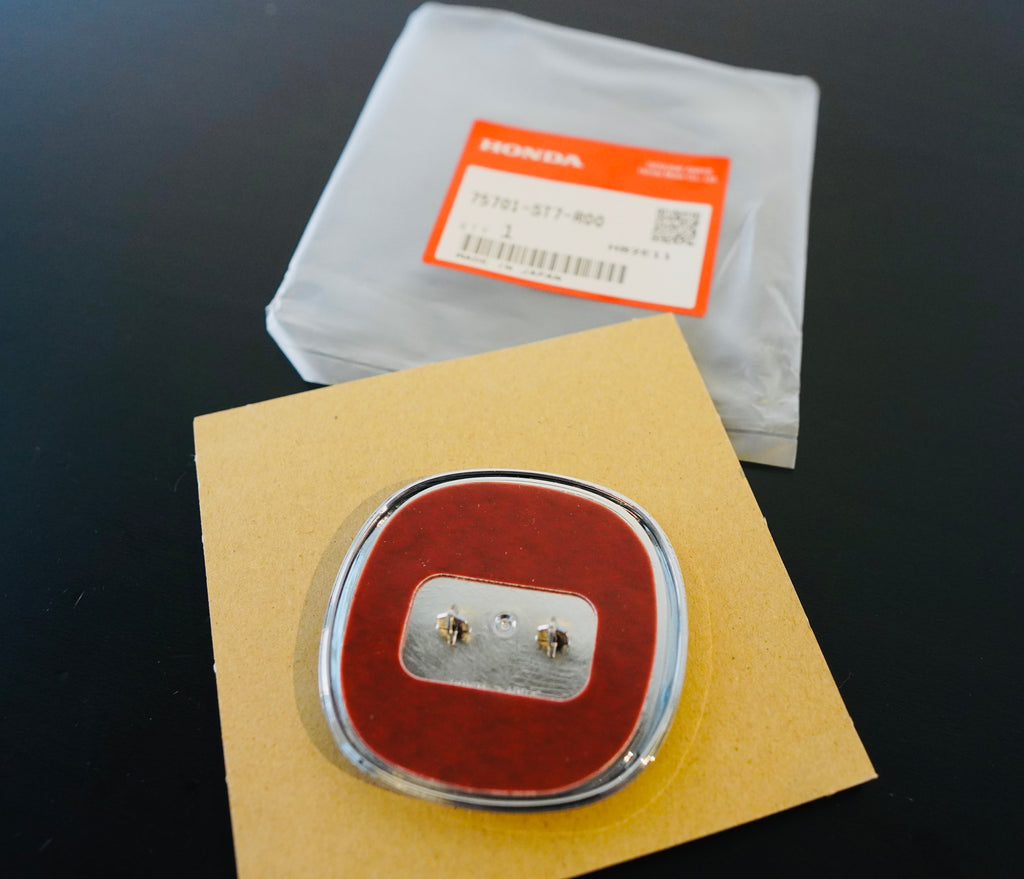 USDM INTEGRA TYPE R REAR BADGE 75701-ST7-R00