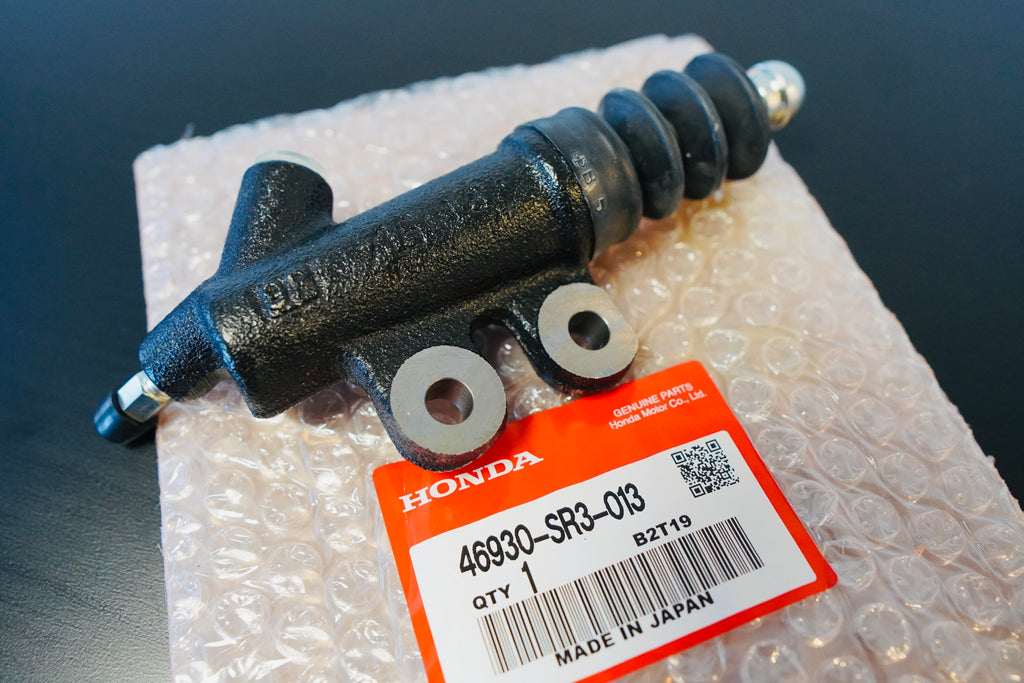 HONDA ACURA SLAVE CLUTCH CYLINDER 46930-SR3-013