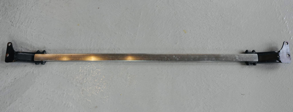 INTEGRA TYPE R FRONT STRUT BAR (USED)