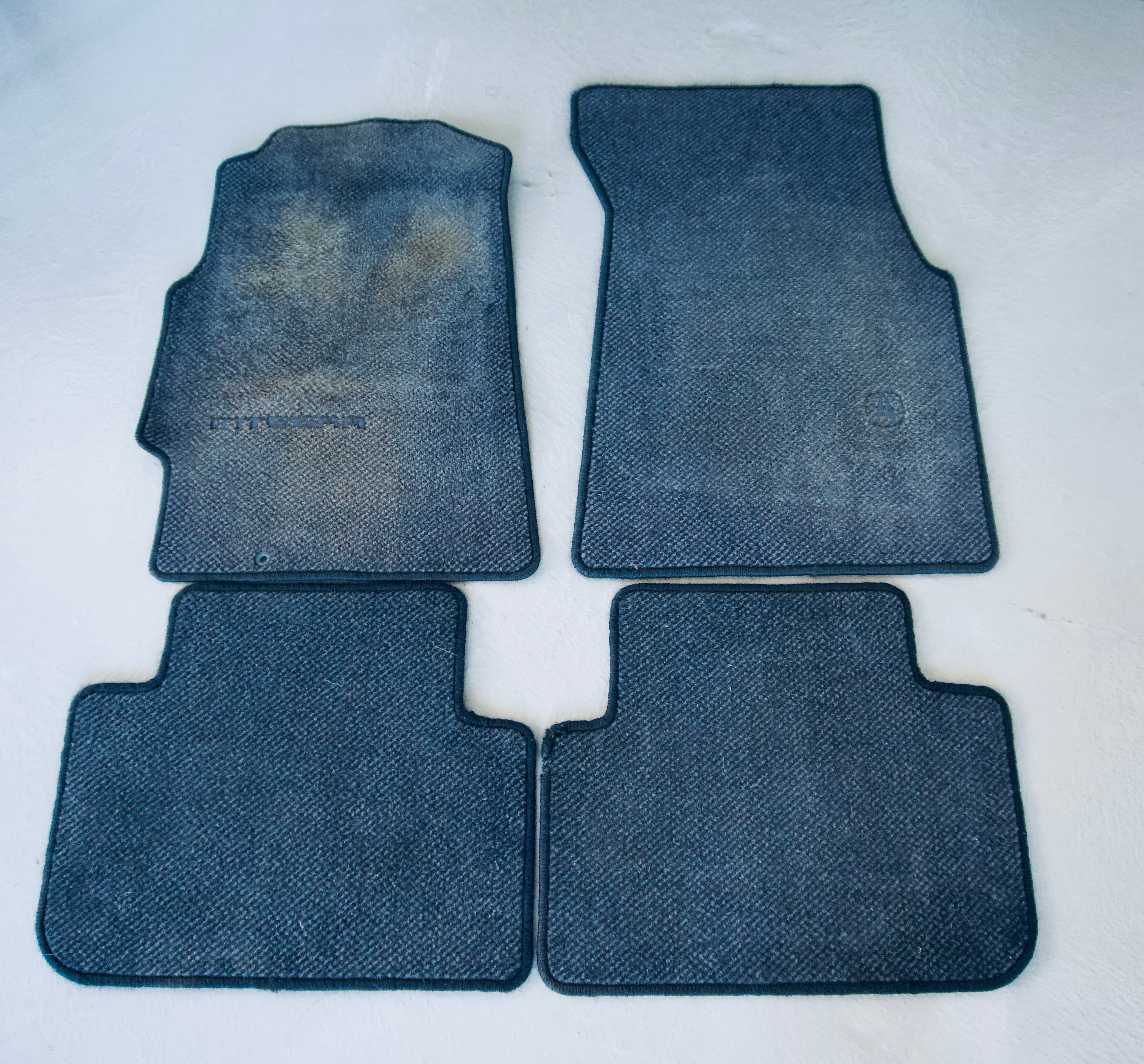ACURA INTEGRA GSR CHECKERED GENUINE OEM MATS 3DR (USED)