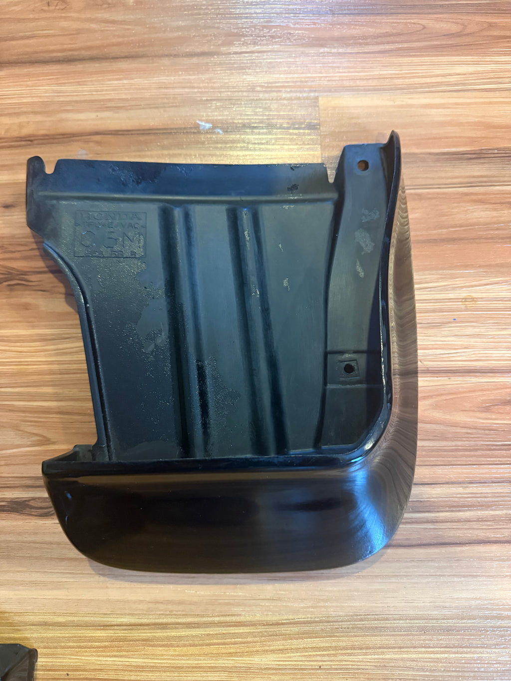 USED SET OF 4 06-08 OEM GENUINE MUDGUARDS